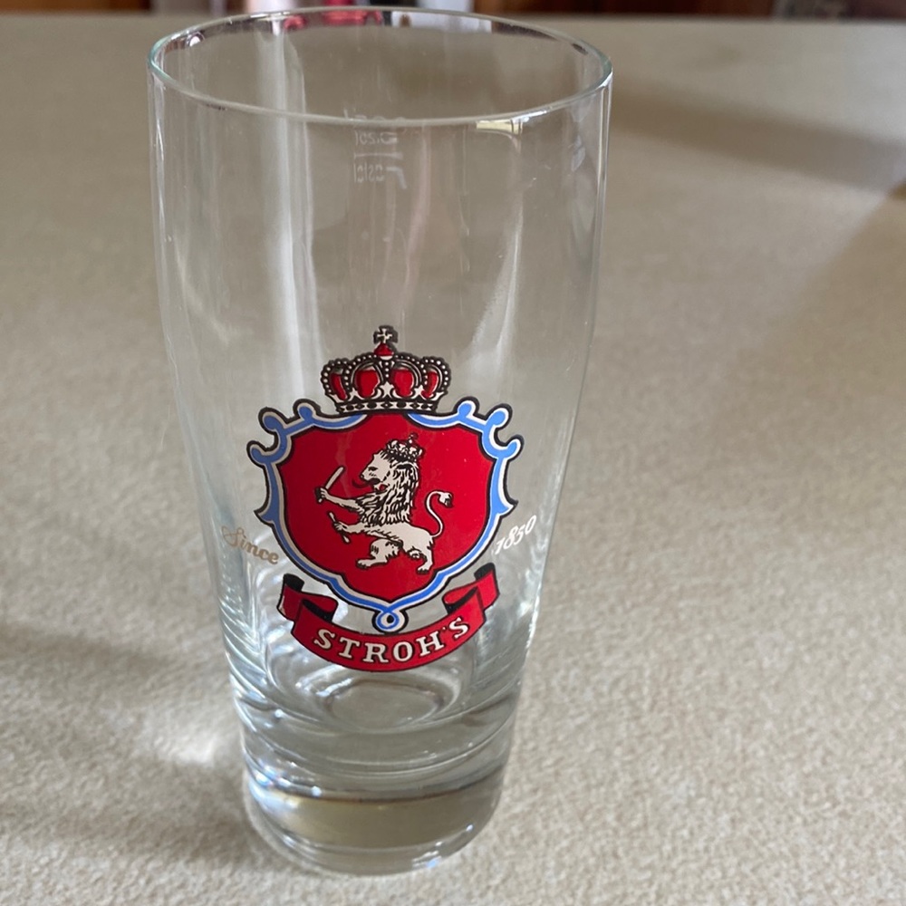 1990’s Stroh’s Brewery Detroit promotional 0.25l made in Germany glass with logo